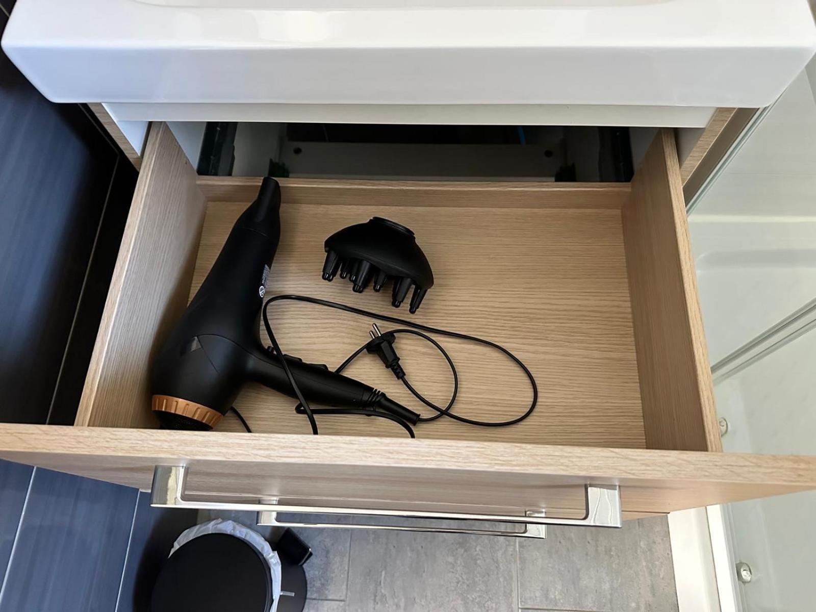 Appartement T2 Avec Terrasse Et Cour Cavaillon Eksteriør billede