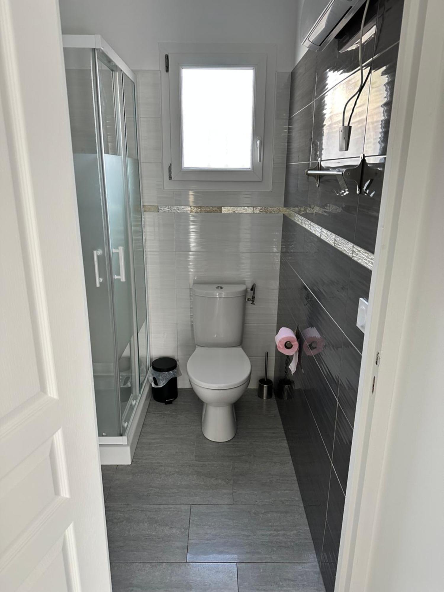 Appartement T2 Avec Terrasse Et Cour Cavaillon Eksteriør billede